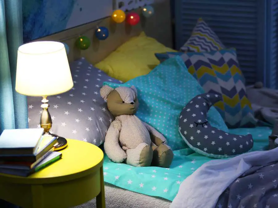 seasonal-book-to-your-nightstand