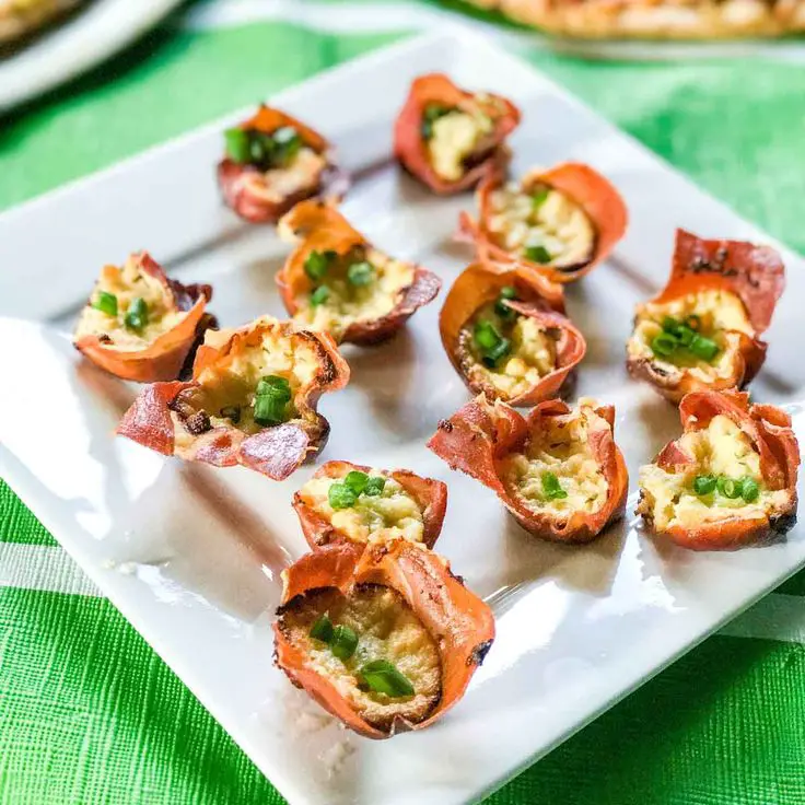 cornichon-prosciutto-cup