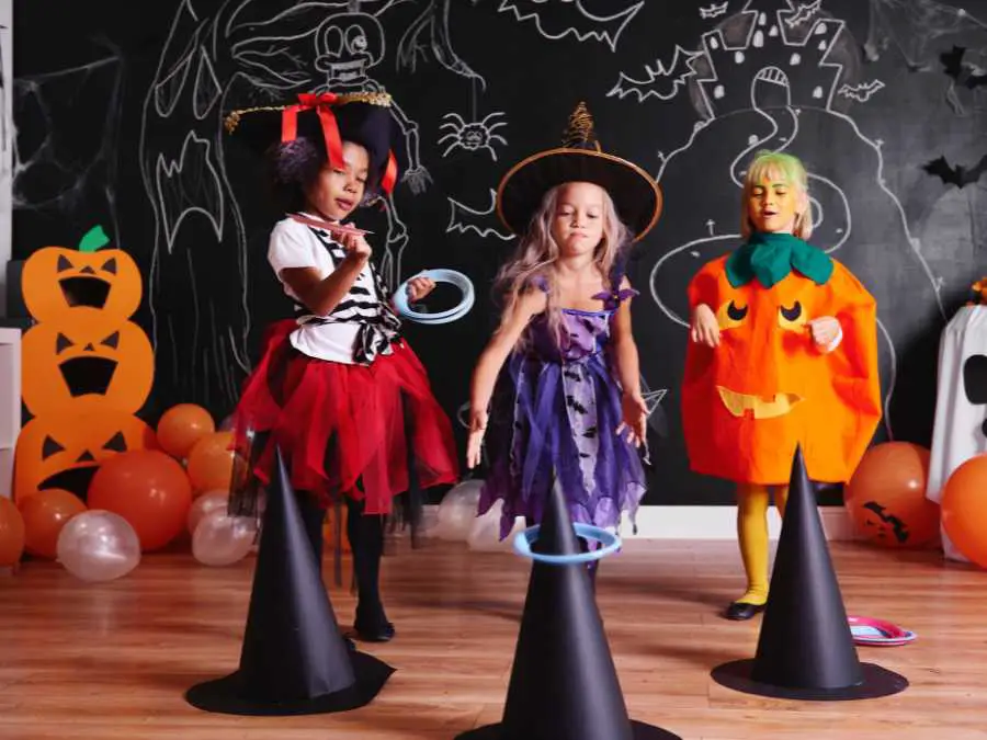 halloween-costume-contest