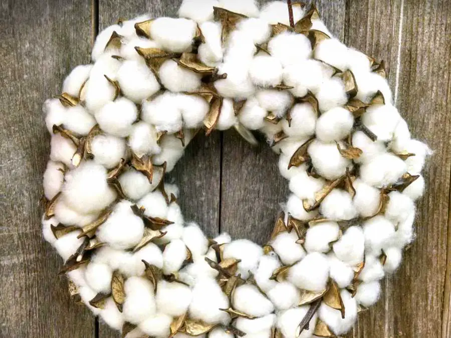 cotten-stem-wreath-fall-wreath-ideas-for-your front-door