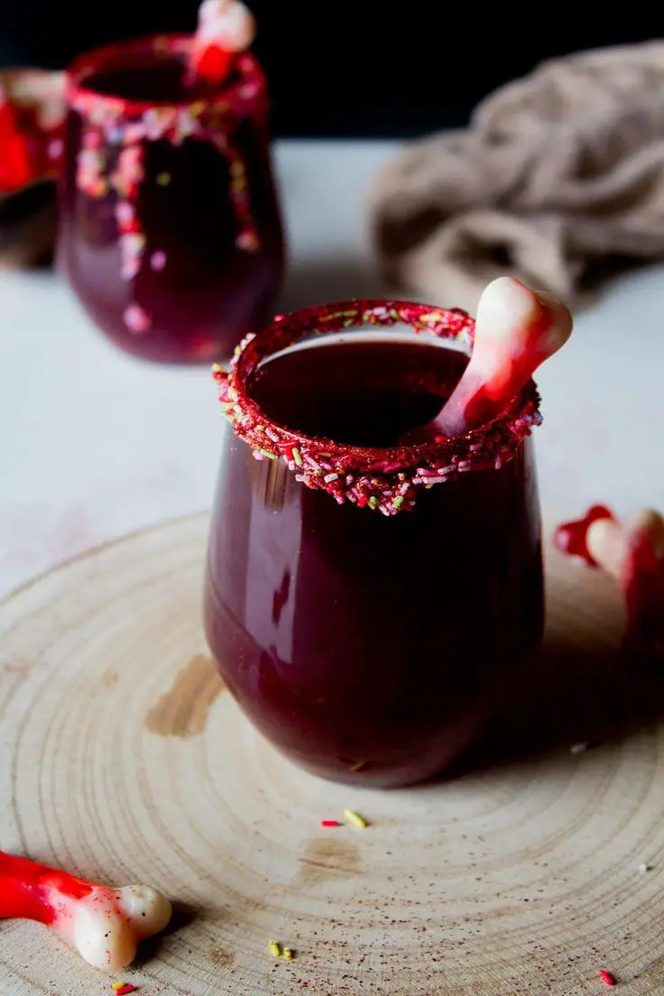 creepy-cocktail-mocktail-mixing-halloween-party-ideas