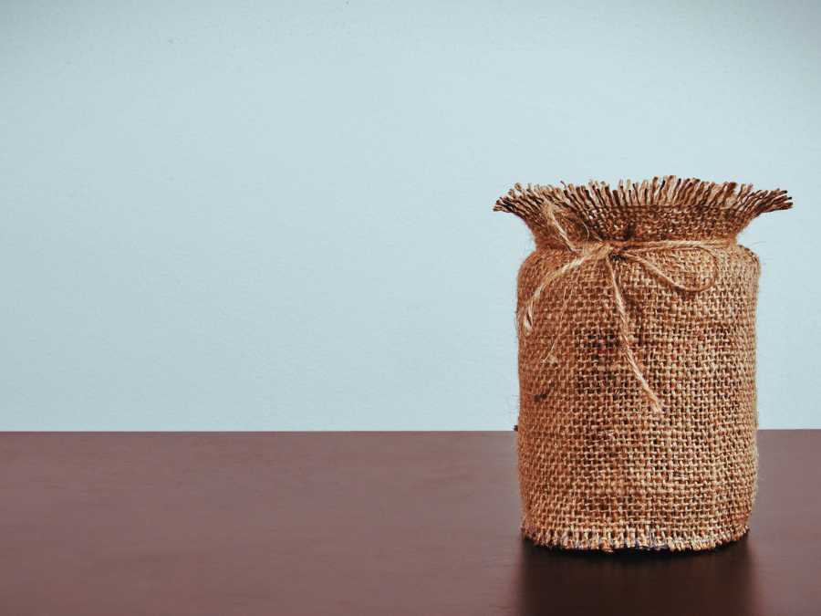 jute-wrapped-vases