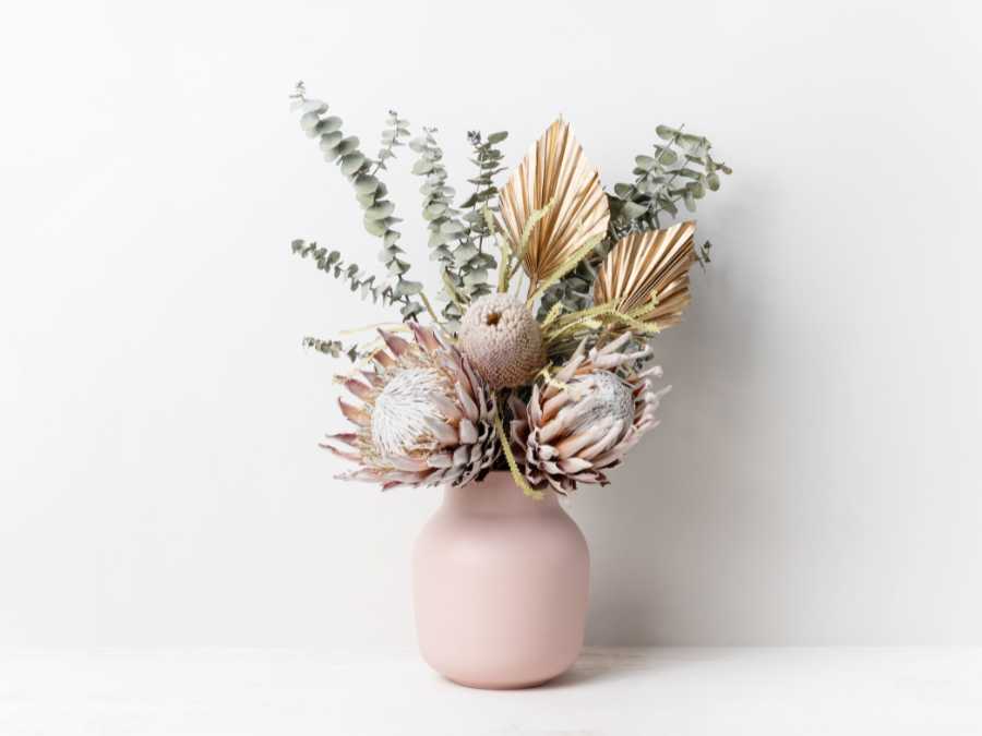 Dried-Floral-Arrangements-natural-thanksgiving-aesthetic-table-setting