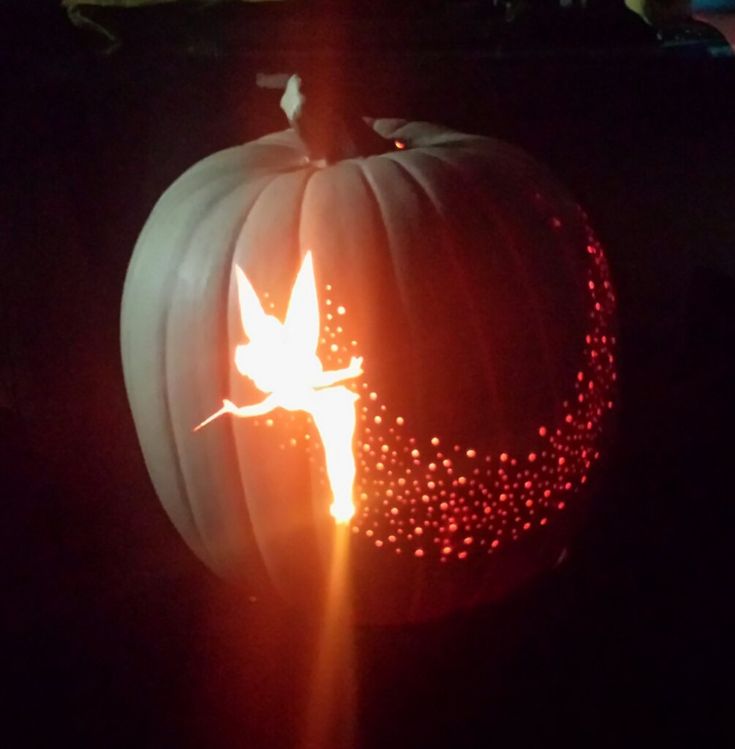 fairy-light-unique-pumpkin-carving-ideas
