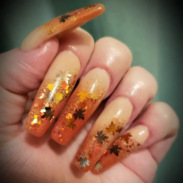 falling-leaves-glitter