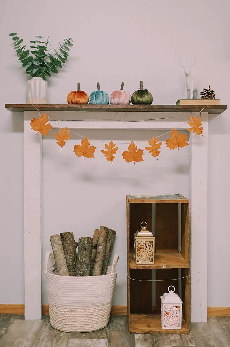 faux-leather-leaf-garland-modern-farmhouse-fall-decor