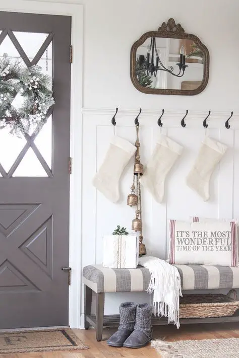 seasonal-hooks-fall-entryway-ideas-to-welcome-the-season