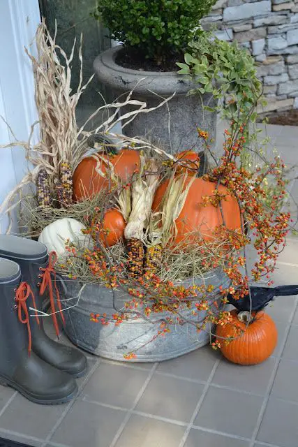 harvest-display-with-a-spooky-twist