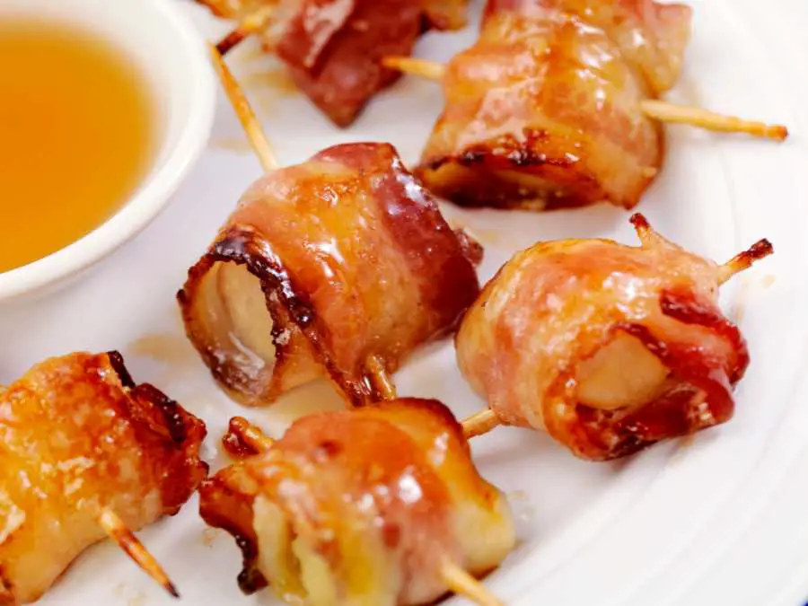 glazed-bacon-thanksgiving-brunch-ideas