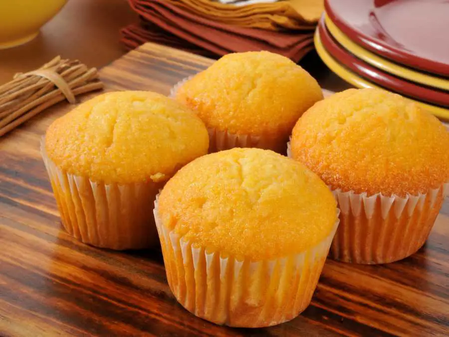 cornbread-cheese-cute-thanksgiving-charcuterie-cup