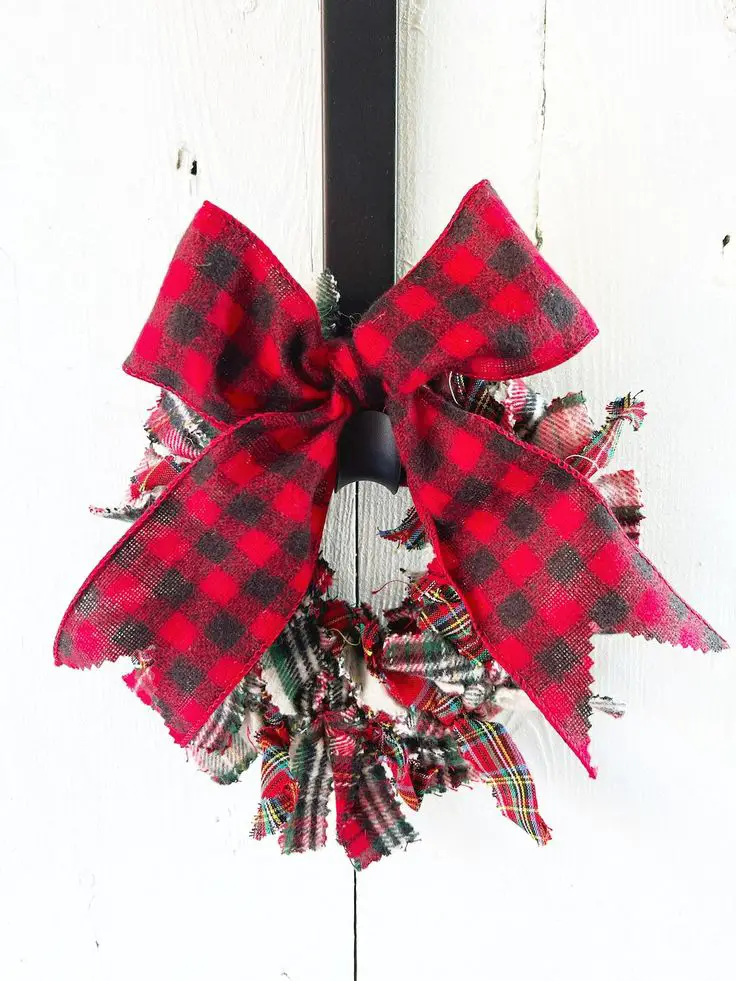 plaid-fabric-fall-wreath-ideas-for-your-front-door