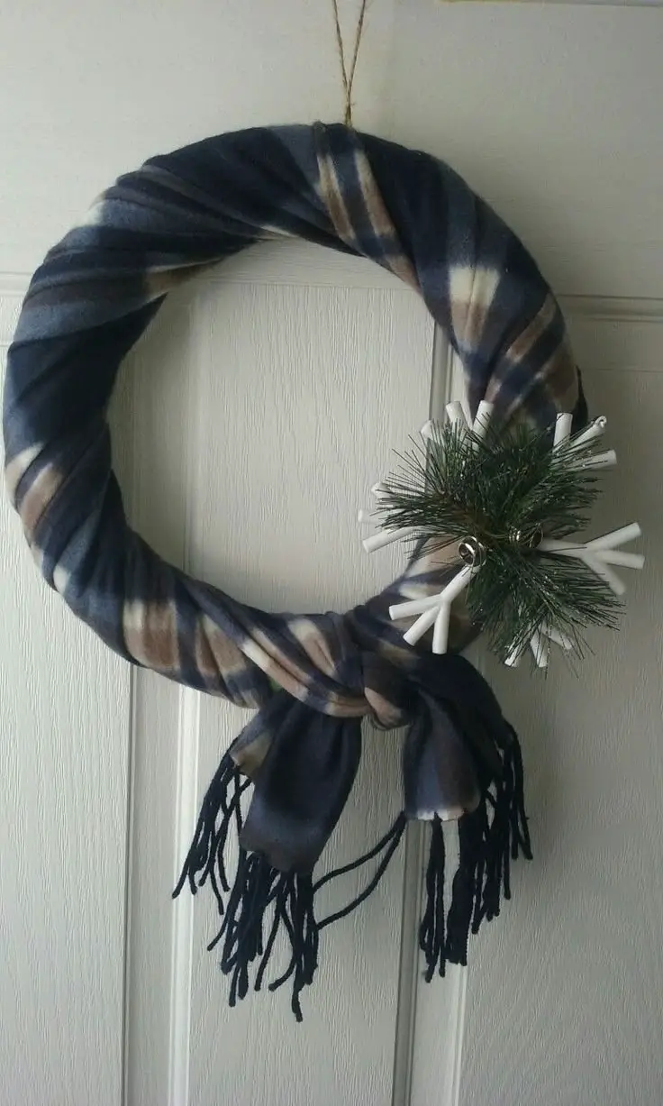 plaid-scarf-wreath-fall-wreath-ideas-for-your-front-door