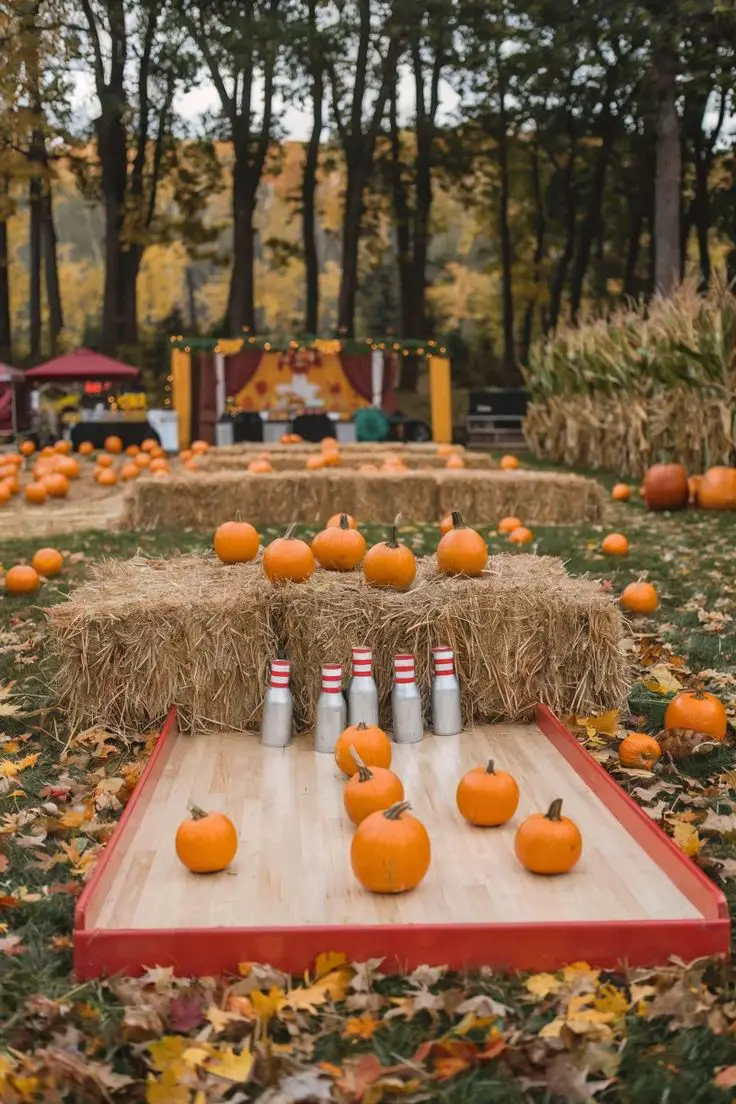 pumpkin-bowling-halloween-party-ideas