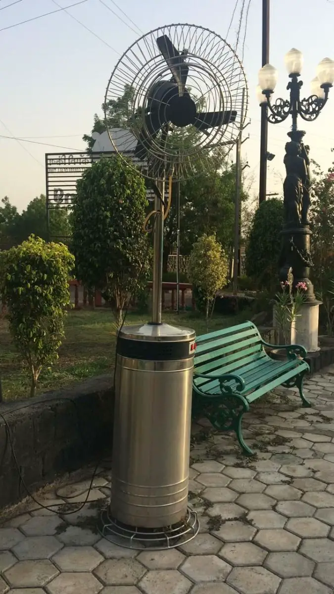 misting-fan-summer-wedding-guest-comfort-ideas