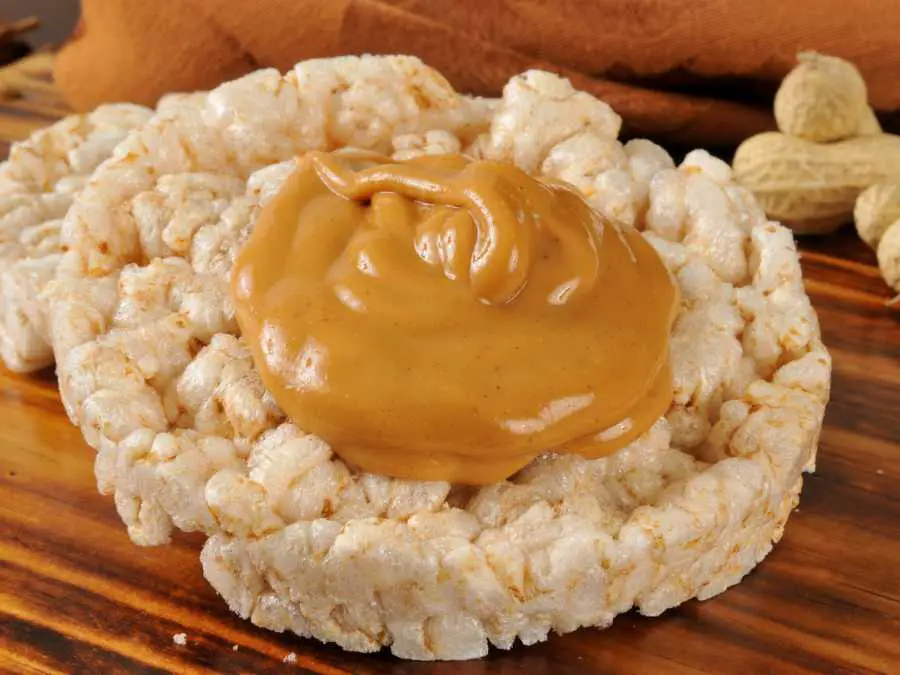 rice-cakes-with-nut-butter