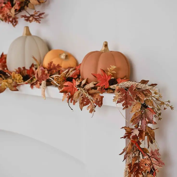 seasonal-garland-fall-porch-decor-ideas