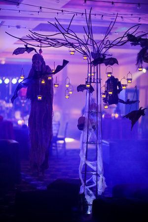 shadow-projector-light