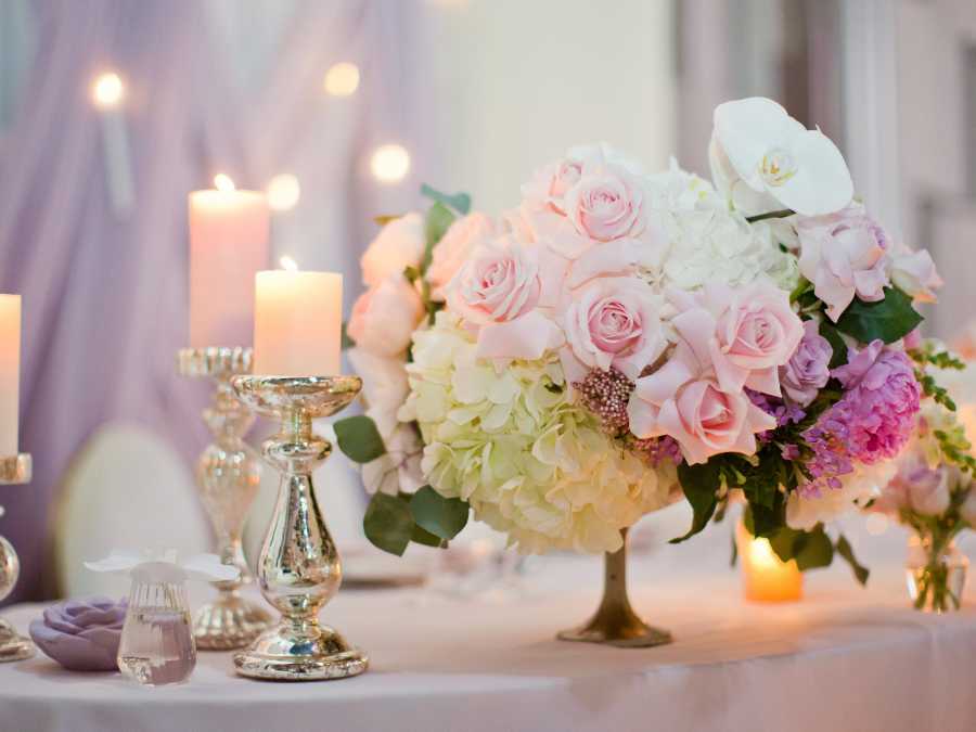 simple-white-candle-brass-holder