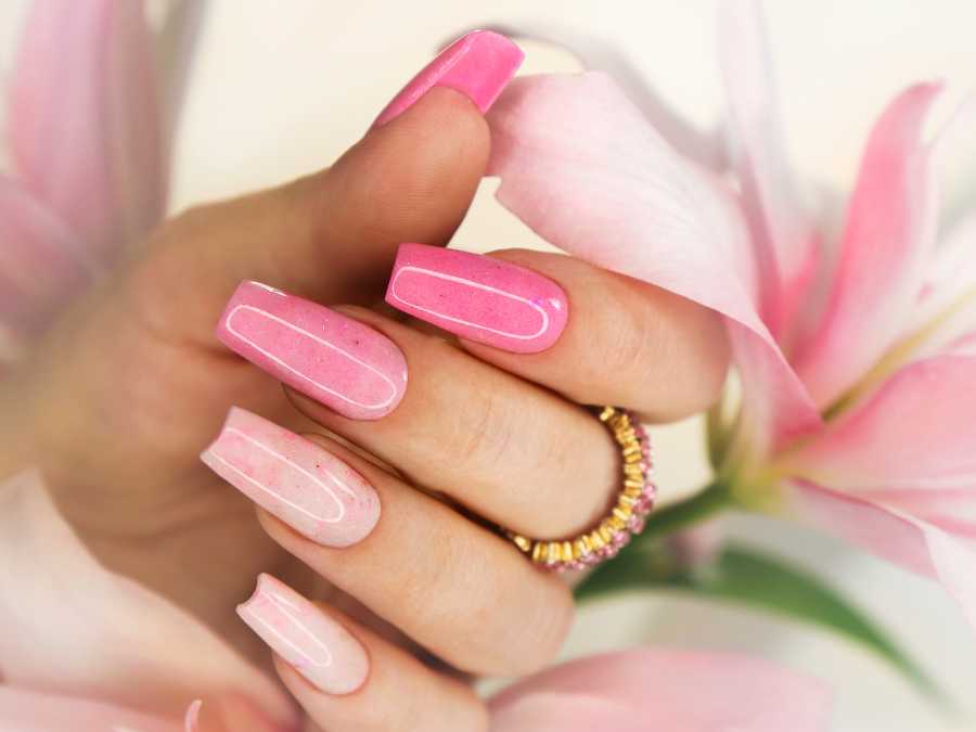 soft-pink-almond-nail