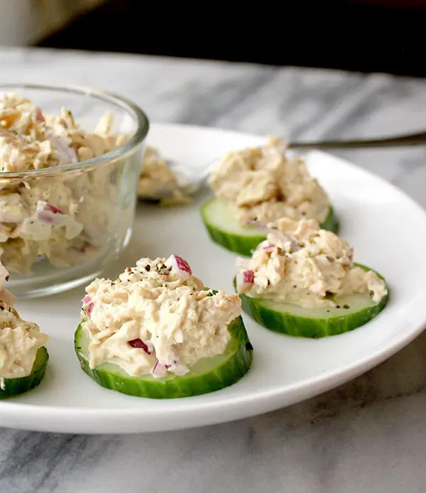 tuna-salad-with-cucumber-slice