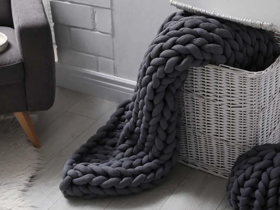 woven-basket-for-texture-storage