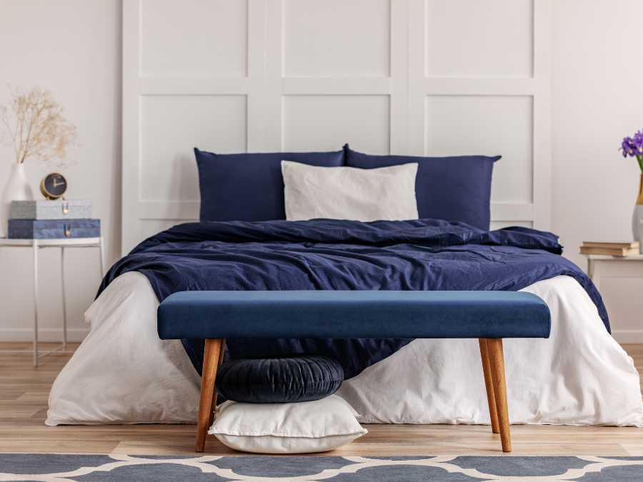 heated-blanket-fall-bedroom-ideas