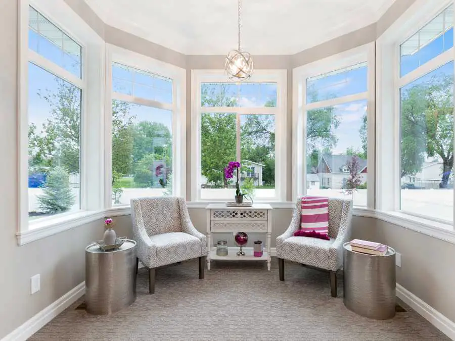 scent-diffuser-with-fall-essential-oil