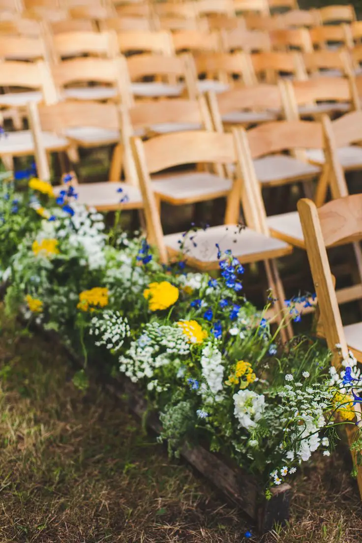 wooden-crate-arrangement