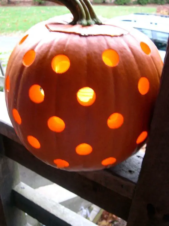 polka-dot-pumpkin