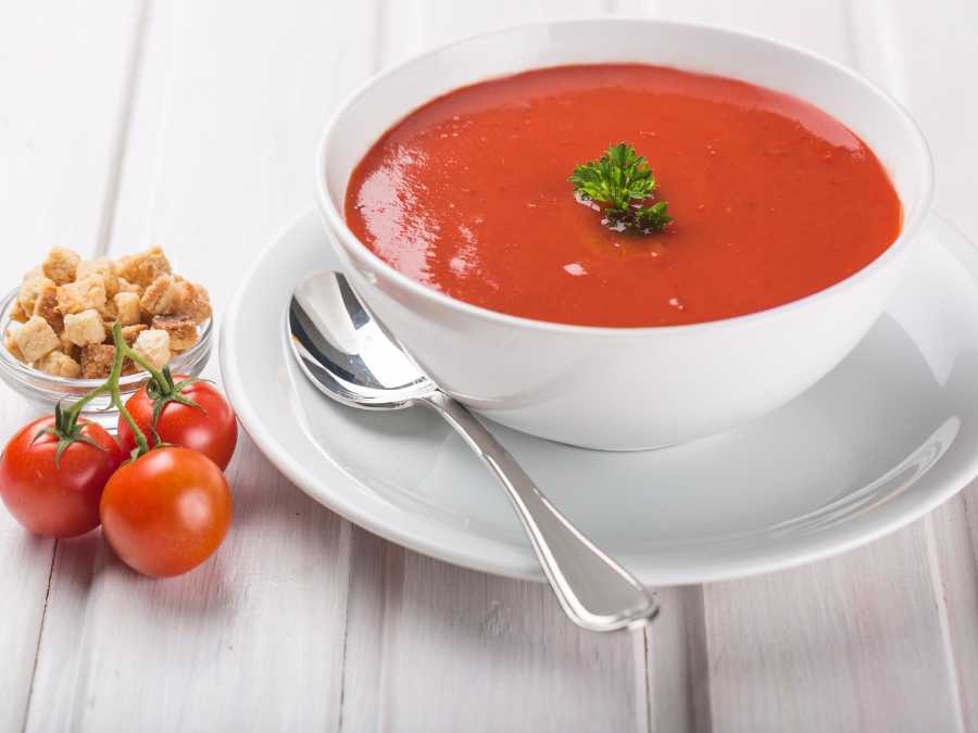 tomato-soup-recipe-to-warm-you-up