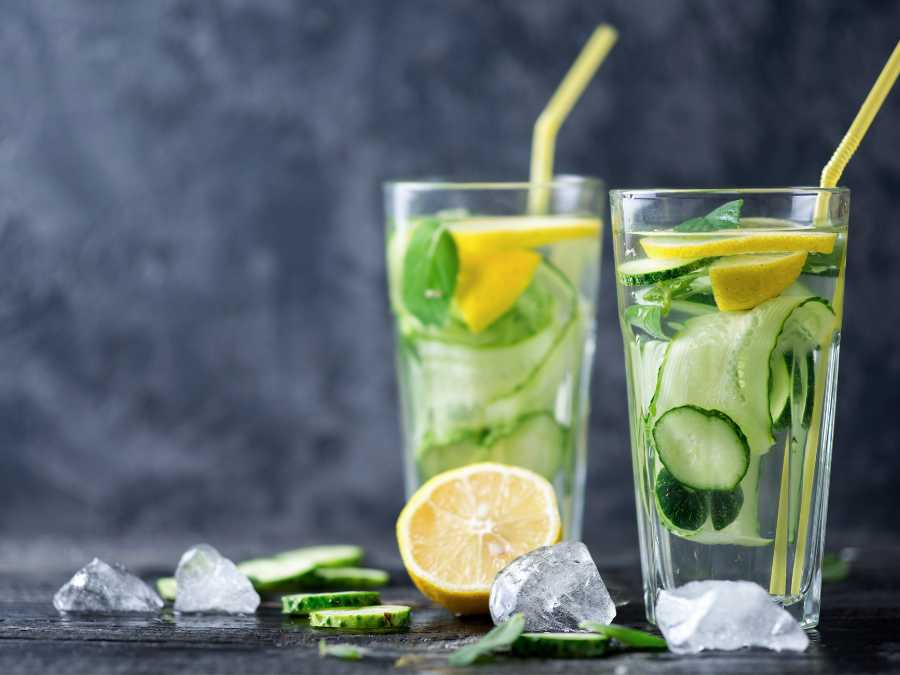 two-glass-of-cocumber-mint-sparkler