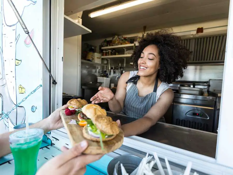 food-truck-festival-at-home-labor-day8-party-ideas