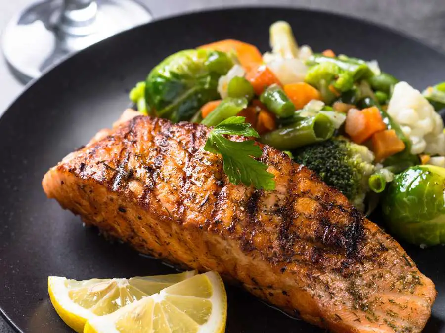 garnish-generously-healthy-labor-day-grilled-salmon-recipe
