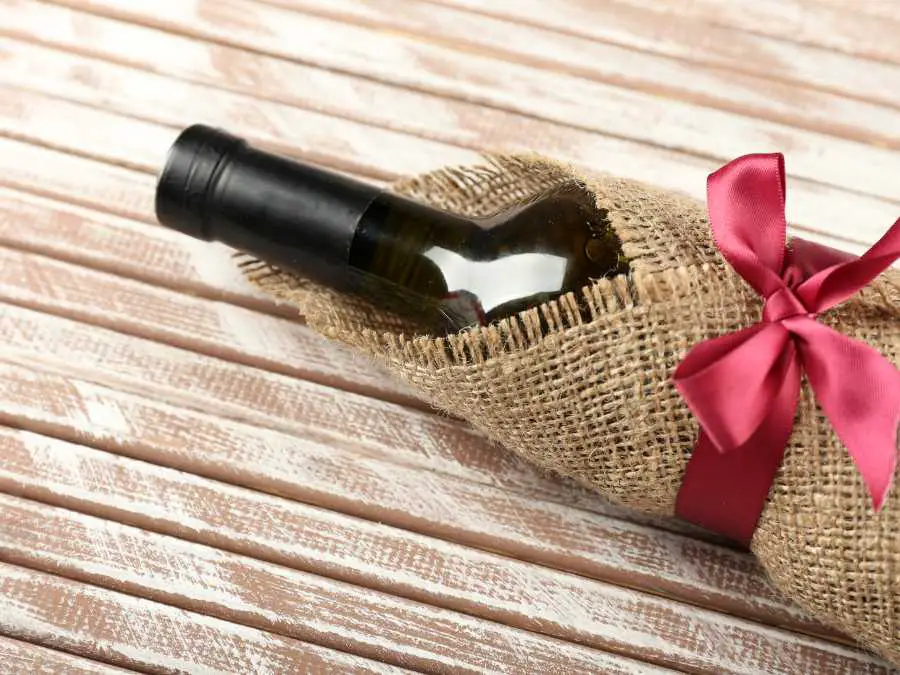 hessian-burlap-wraps