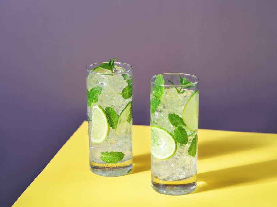 two-glass-of-mojito-mocktail