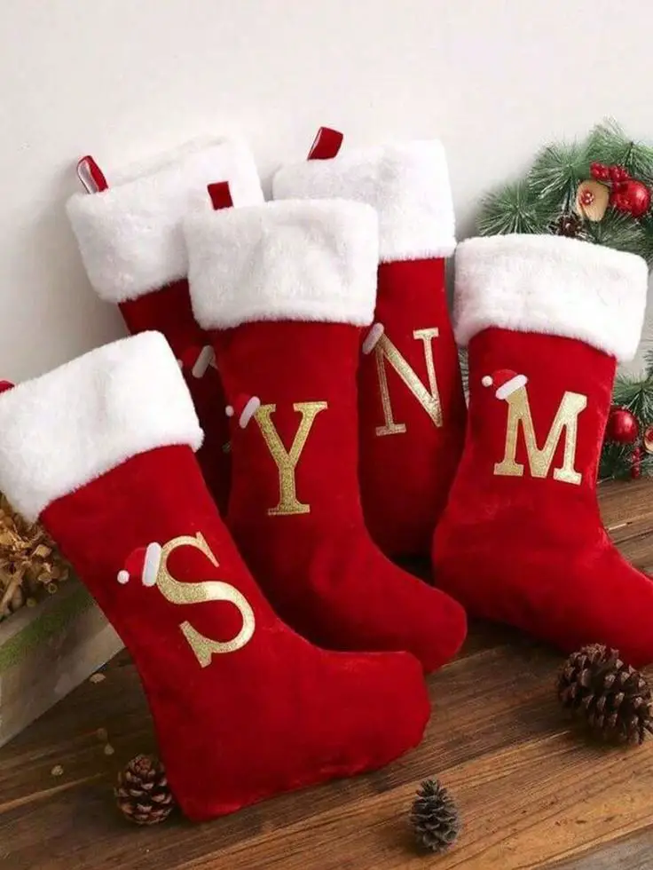 monogrammed-stocking-with-initials