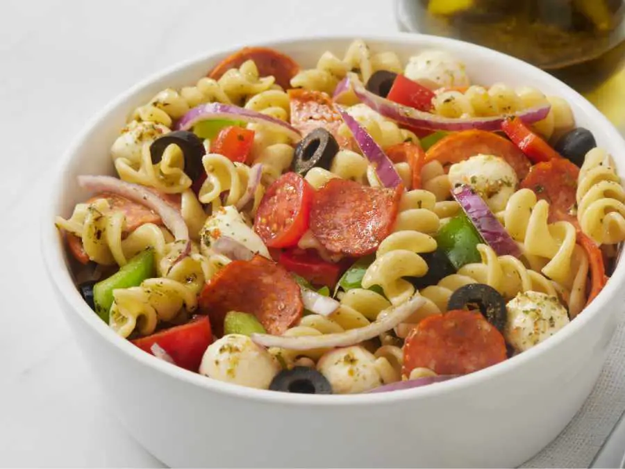no-waste-pasta-salad-with-leftover