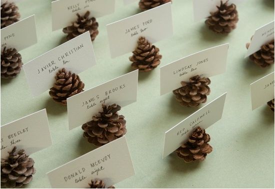 pinecone-table-play-card