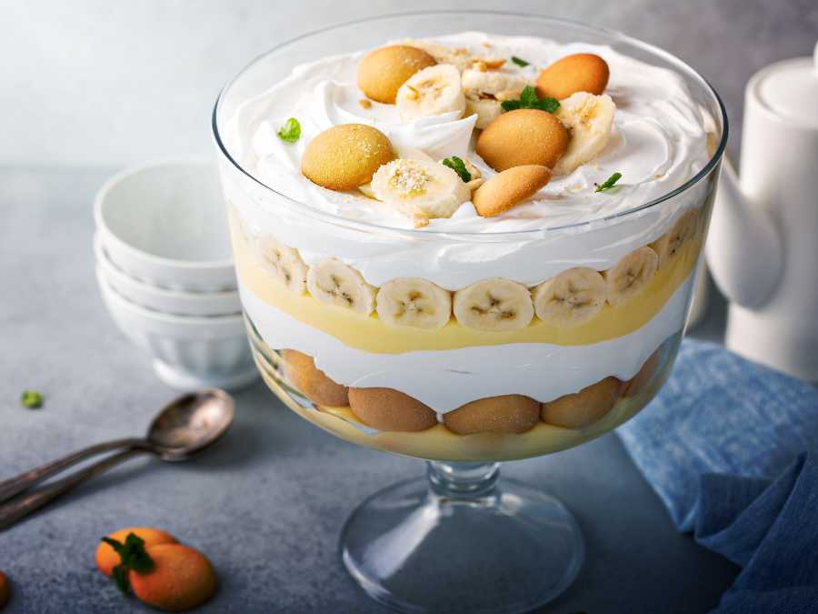 reusable-jar-trifles-with-whipped-coconut-cream