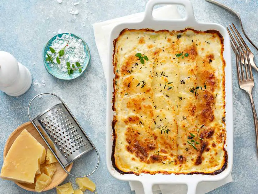 cheesy-scalloped-potatoes