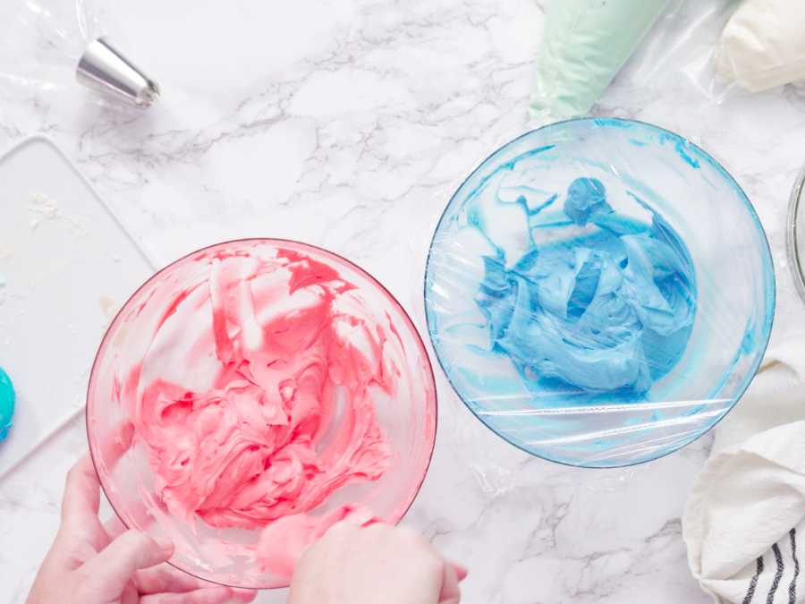 color-issues-christmas-cake-decorating-ideas