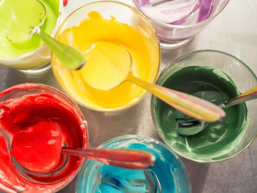 decorative-elements-christmas-cake-decorative-ideas