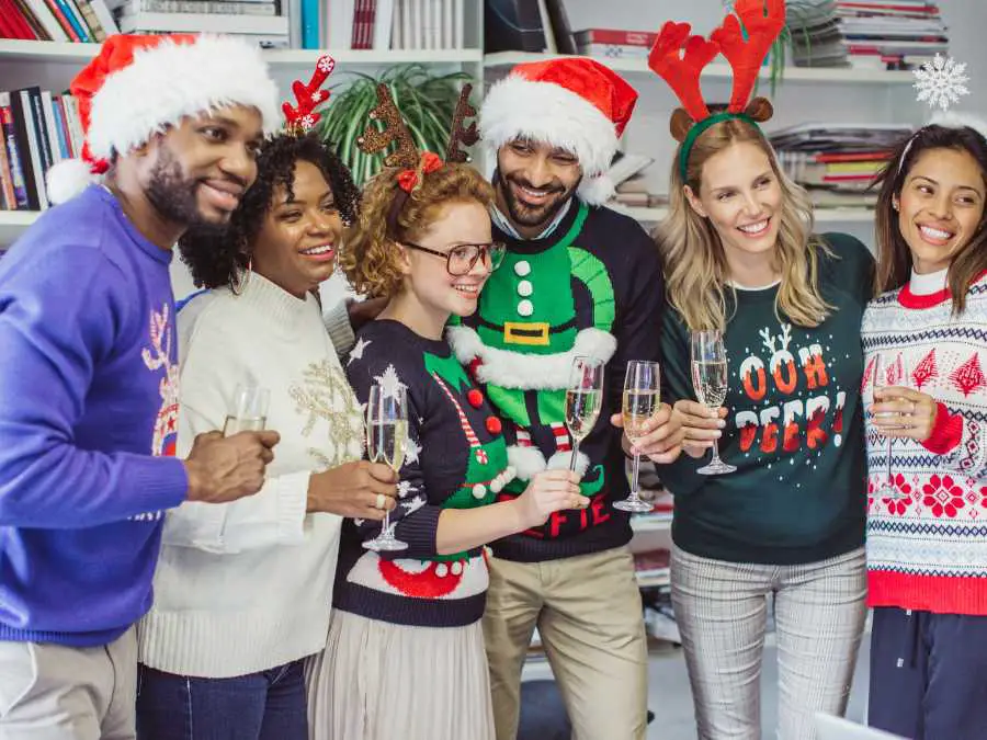 family-friendly-ugly-sweater-themes