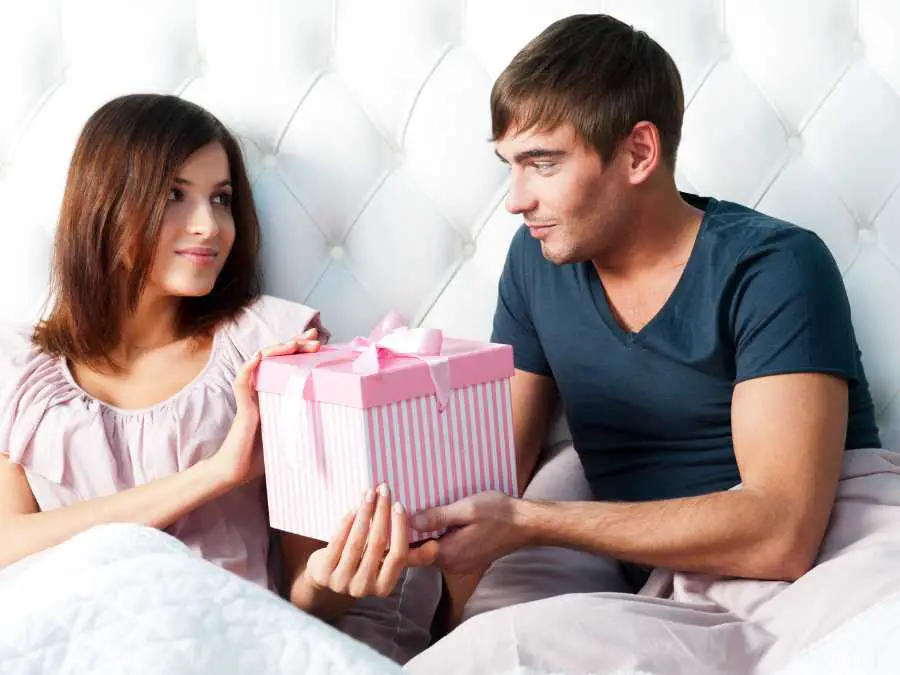 generic-thoughtless-choices-chriastms-gift-for-him