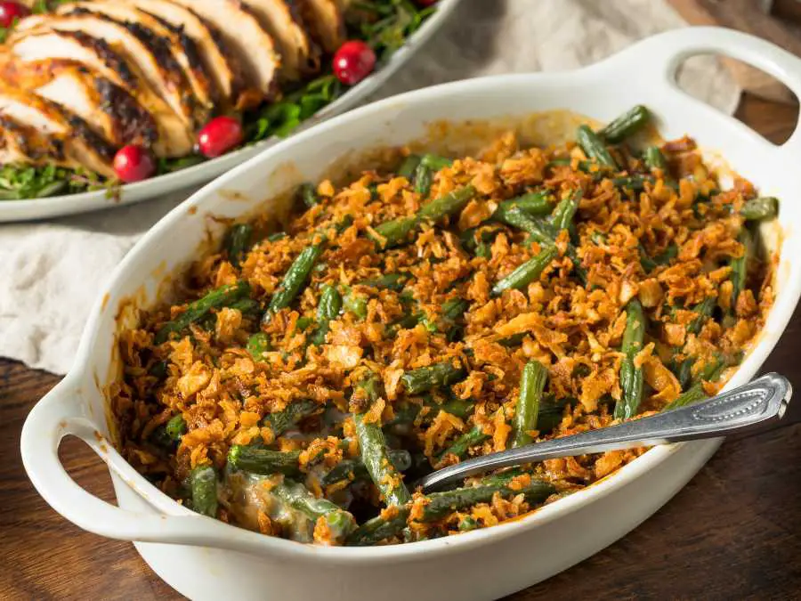 green-been-casserole-christmas-party-food-ideas