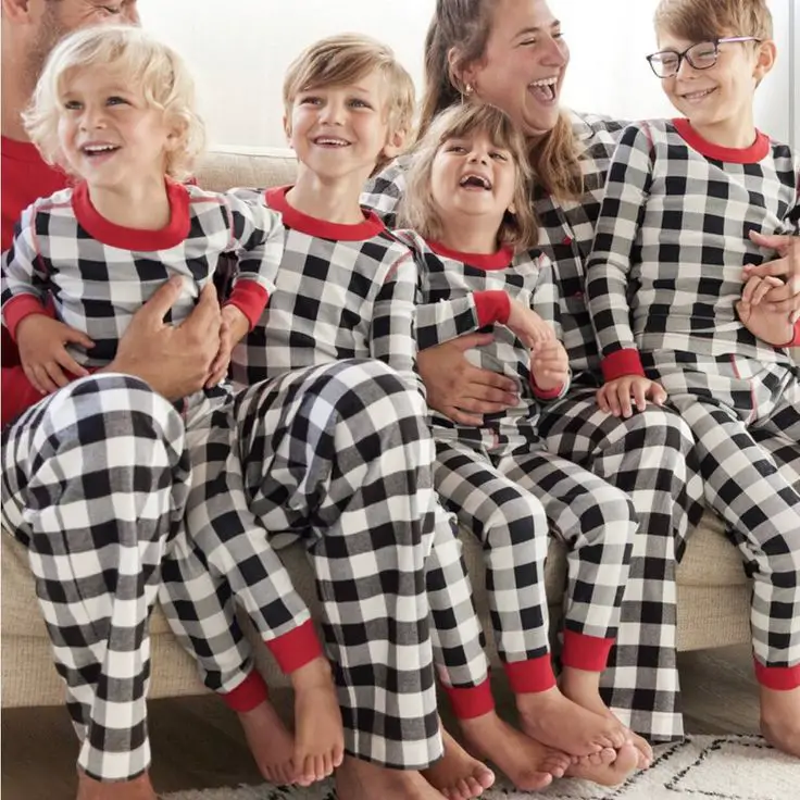 hanna-andersson-quality-matching-family-christmas-pajamas