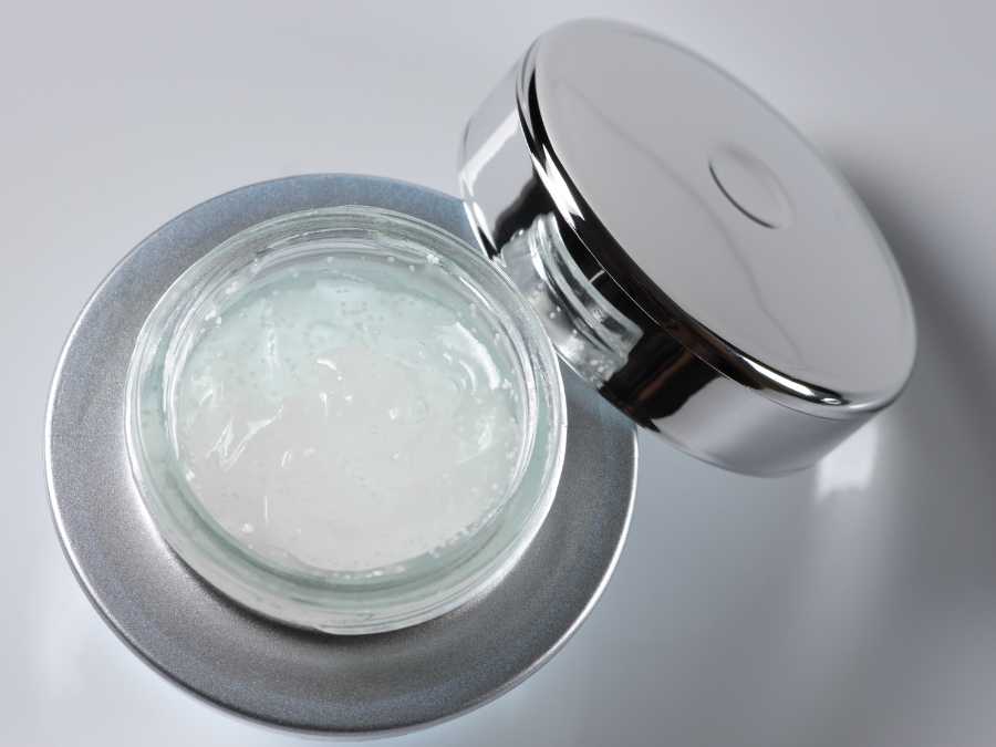 high-end-skincare-christmas-gift-for her