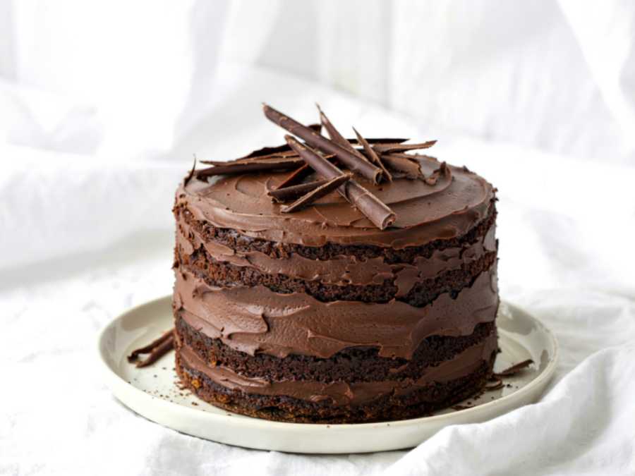 holiday-naked-cake-ideas