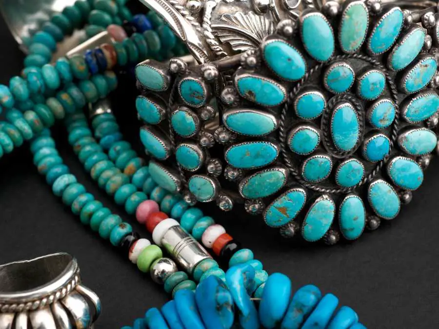 jewel-tone-sophistication