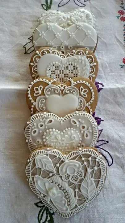 lace-christmas-cookies